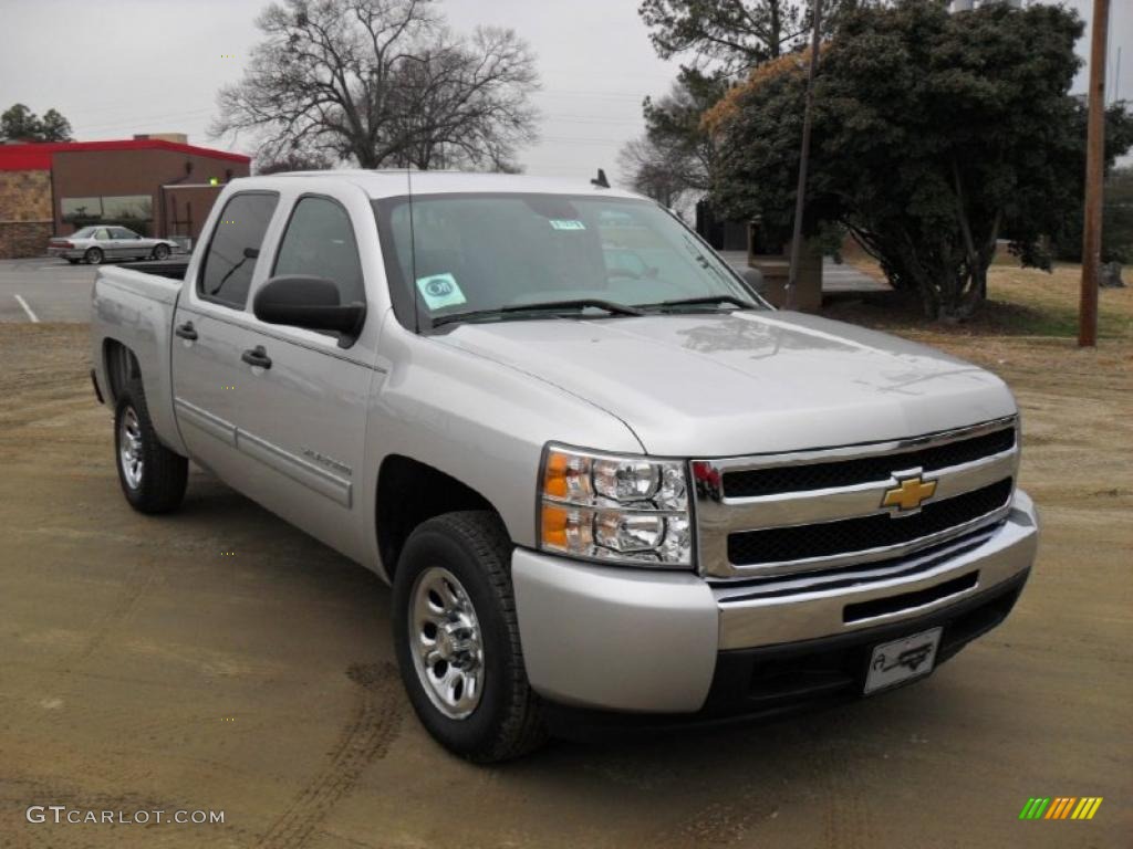 2011 Silverado 1500 LS Crew Cab - Sheer Silver Metallic / Dark Titanium photo #5