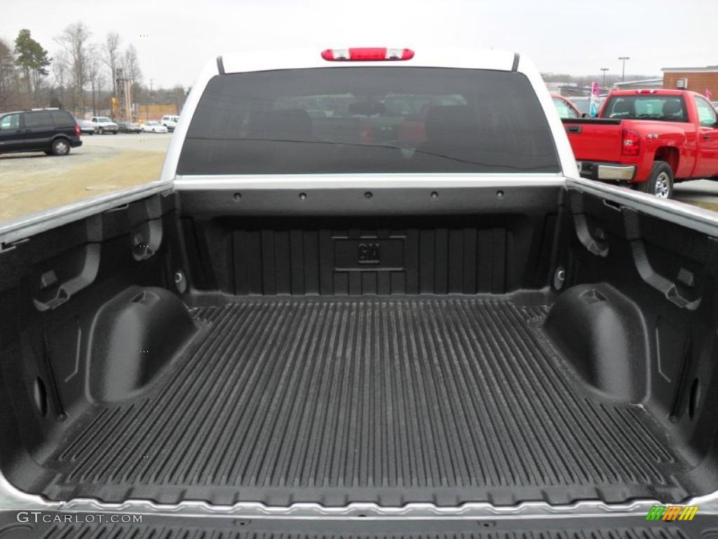 2011 Silverado 1500 LS Crew Cab - Sheer Silver Metallic / Dark Titanium photo #15