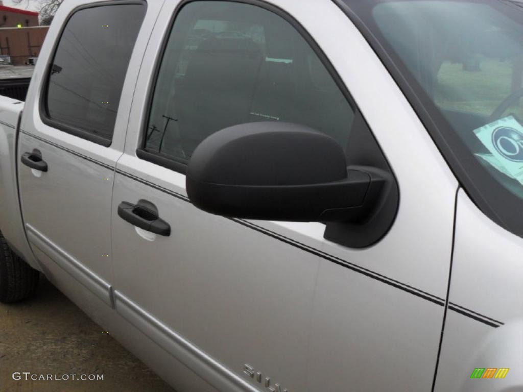 2011 Silverado 1500 LS Crew Cab - Sheer Silver Metallic / Dark Titanium photo #20
