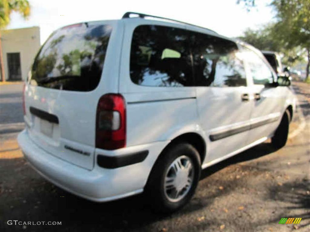 2000 Venture LS - Bright White / Medium Gray photo #2