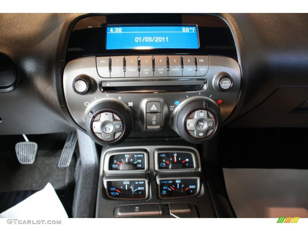 2010 Chevrolet Camaro SS Coupe Controls Photo #44580653