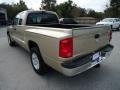 2005 Light Almond Pearl Metallic Dodge Dakota SLT Club Cab  photo #3