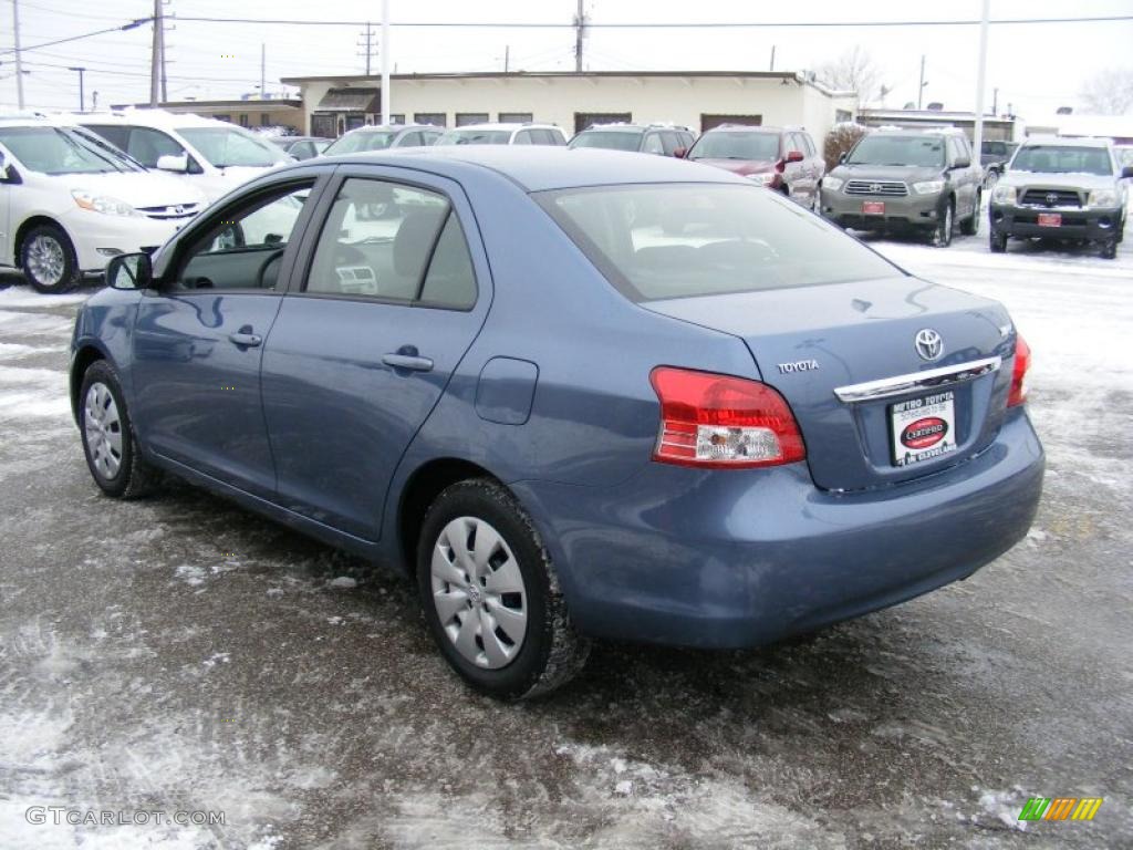 2010 Yaris Sedan - Pacific Blue Metallic / Bisque photo #5