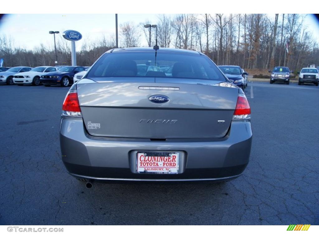2011 Focus SE Sedan - Sterling Gray Metallic / Charcoal Black photo #4