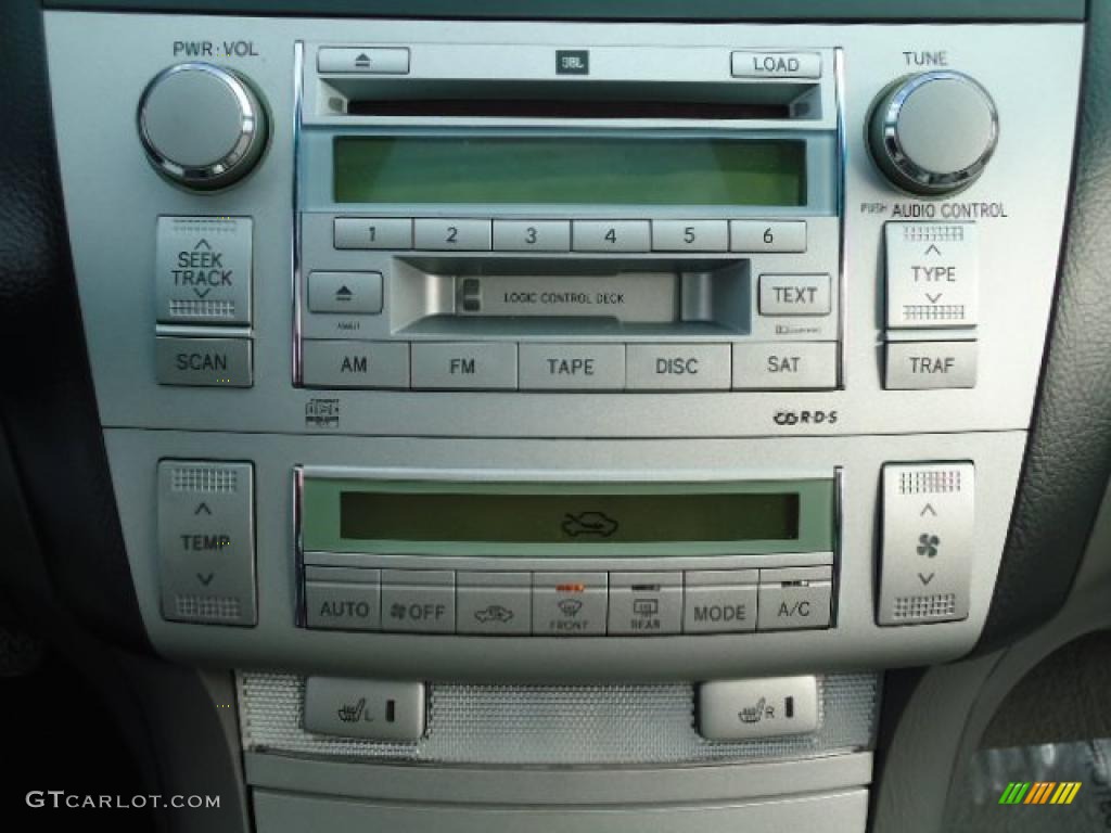 2006 Toyota Solara SLE V6 Coupe Controls Photo #44593448
