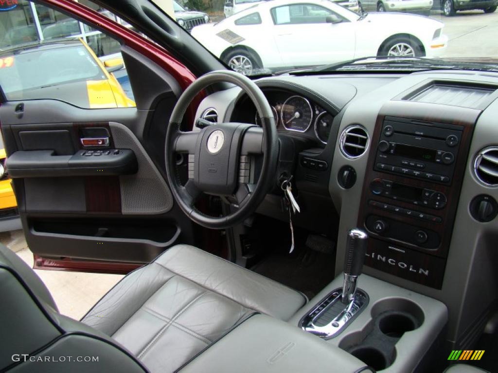 Dove Grey Interior 2006 Lincoln Mark LT SuperCrew 4x4 Photo #44596093