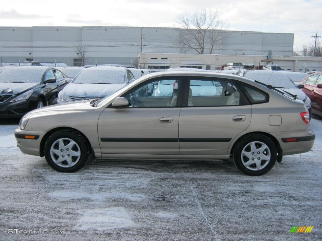 2006 Elantra GLS Hatchback - Champagne Beige / Beige photo #13