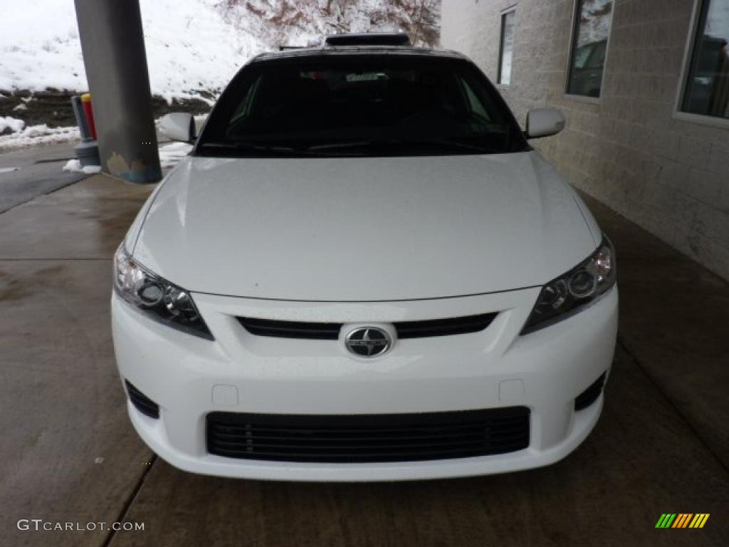 2011 tC  - Super White / Dark Charcoal photo #6