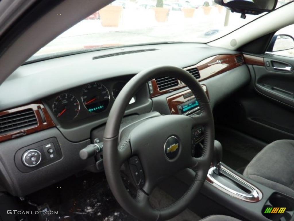 2011 Impala LT - Imperial Blue Metallic / Ebony photo #13