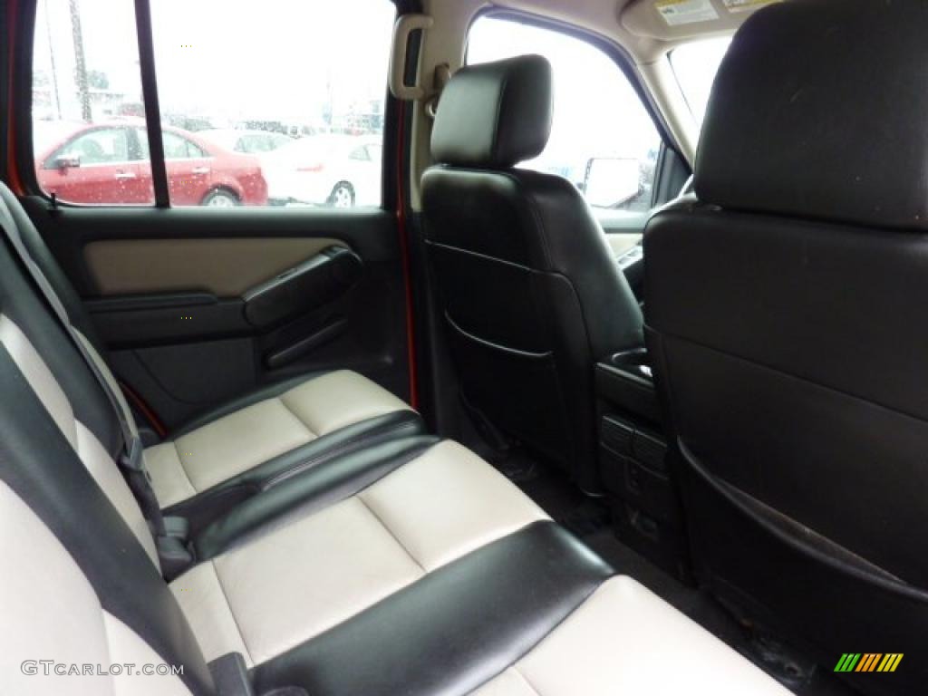 2007 Explorer XLT Ironman Edition 4x4 - Orange Frost Metallic / Black/Stone photo #15