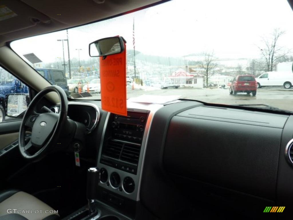 2007 Explorer XLT Ironman Edition 4x4 - Orange Frost Metallic / Black/Stone photo #16