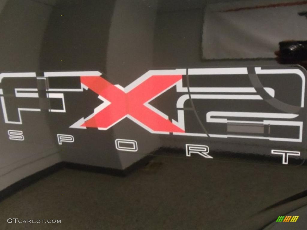 2010 F150 FX2 SuperCrew - Tuxedo Black / Black photo #8