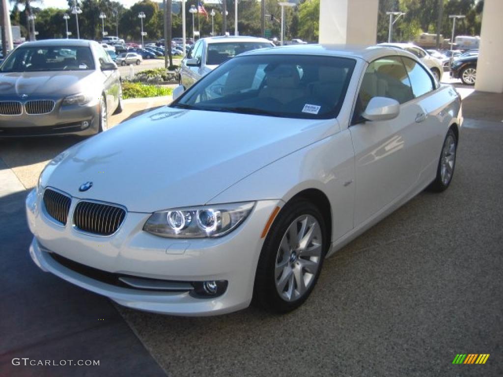 2011 3 Series 328i Convertible - Mineral White Metallic / Oyster/Black Dakota Leather photo #2