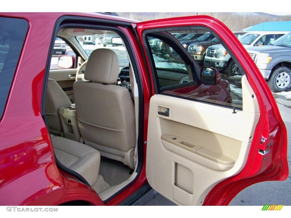 2010 Escape Limited V6 4WD - Sangria Red Metallic / Camel photo #16