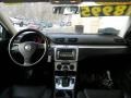 United Gray - Passat Komfort Sedan Photo No. 20
