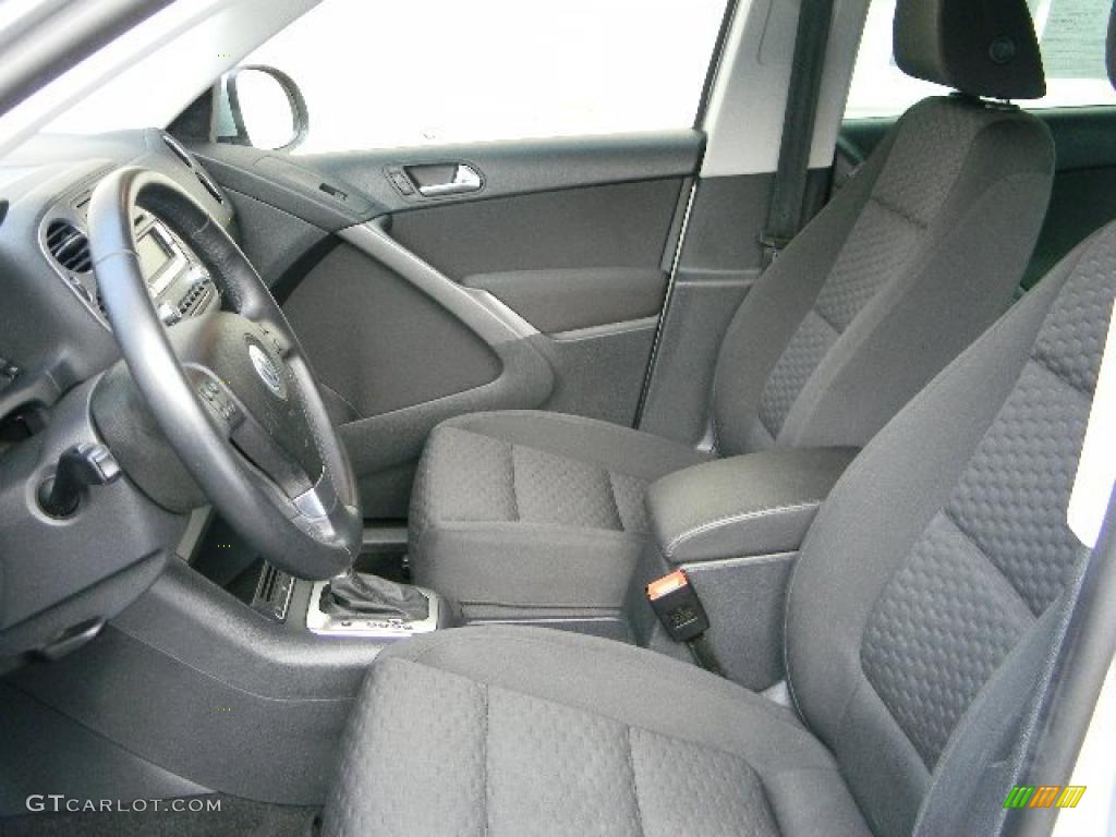 Charcoal Interior 2009 Volkswagen Tiguan SE 4Motion Photo #44621743
