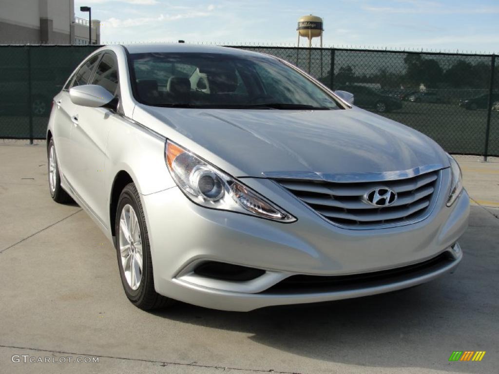 Radiant Silver Hyundai Sonata