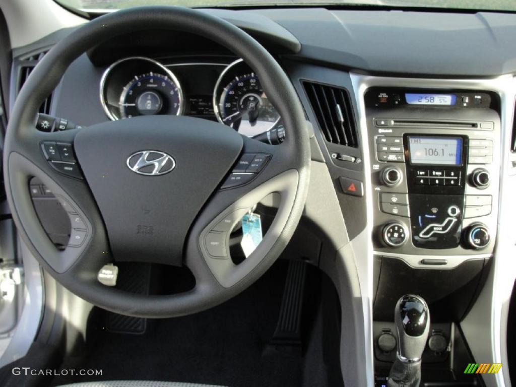 2011 Sonata GLS - Radiant Silver / Gray photo #21