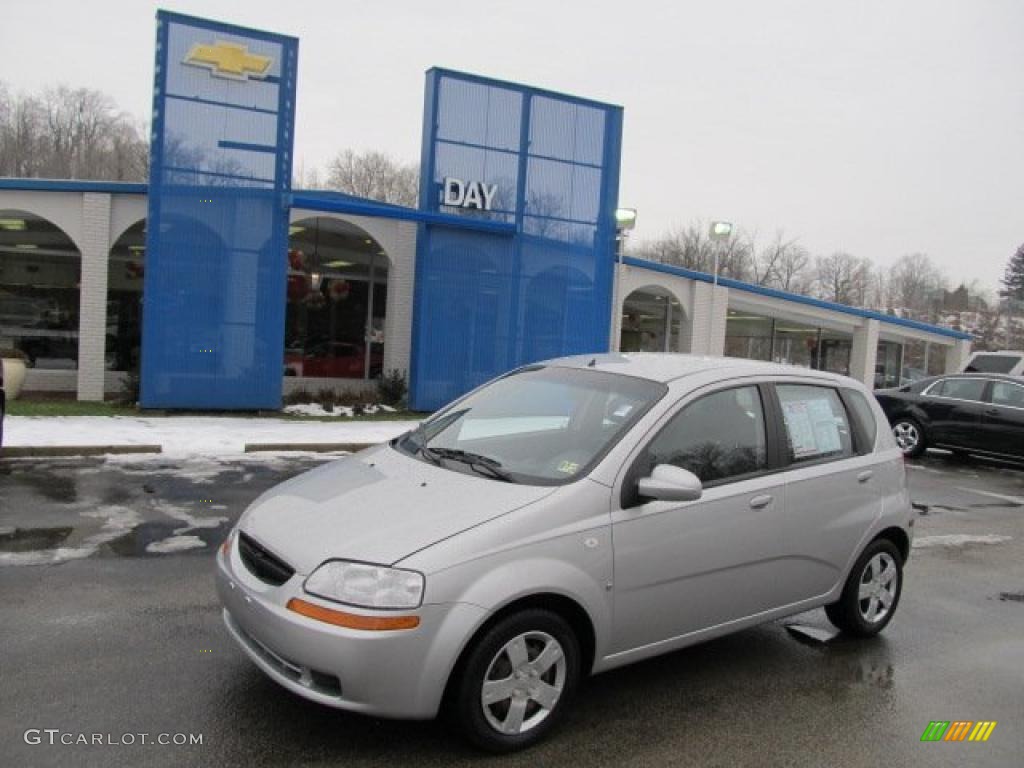 2007 Aveo 5 LS Hatchback - Cosmic Silver / Charcoal Black photo #1