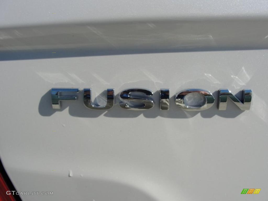 2011 Fusion SEL - White Platinum Tri-Coat / Ginger Leather photo #18