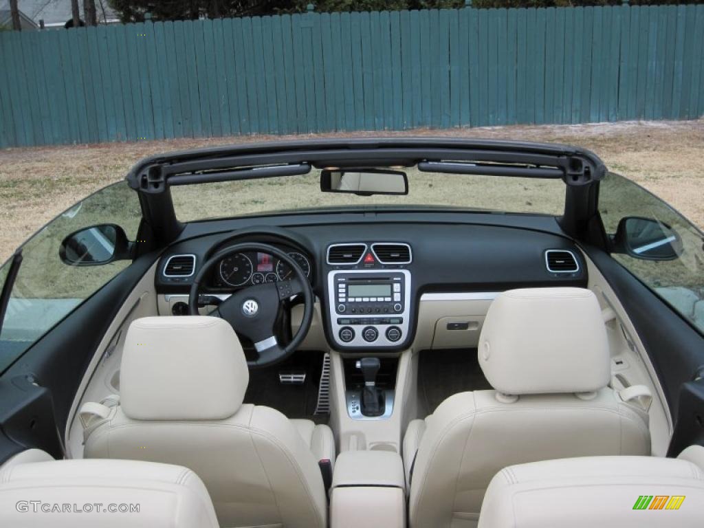 Cornsilk Beige Interior 2007 Volkswagen Eos 2.0T Photo #44630758