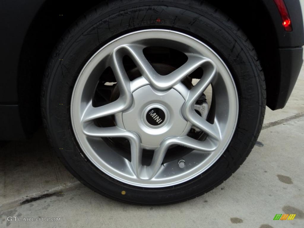 2007 Mini Cooper S Hardtop Wheel Photo #44631366