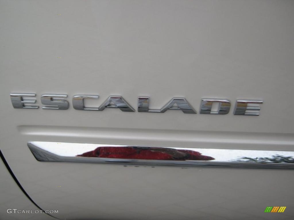 2011 Escalade Platinum AWD - White Diamond Tricoat / Cocoa/Light Linen Tehama Leather photo #33