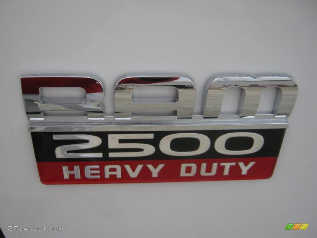 2011 Dodge Ram 2500 HD ST Crew Cab 4x4 Marks and Logos Photos