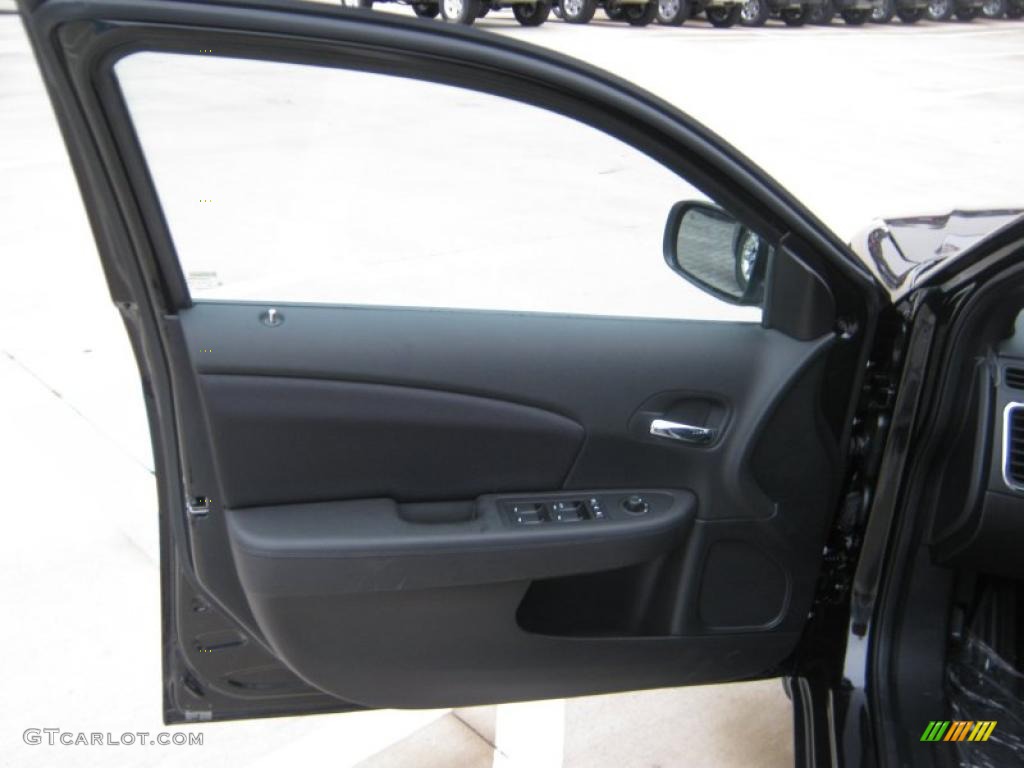 2011 Chrysler 200 Touring Black Door Panel Photo #44635314