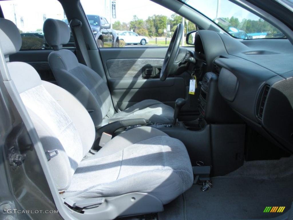 1995 S Series SL2 Sedan - White / Gray photo #15