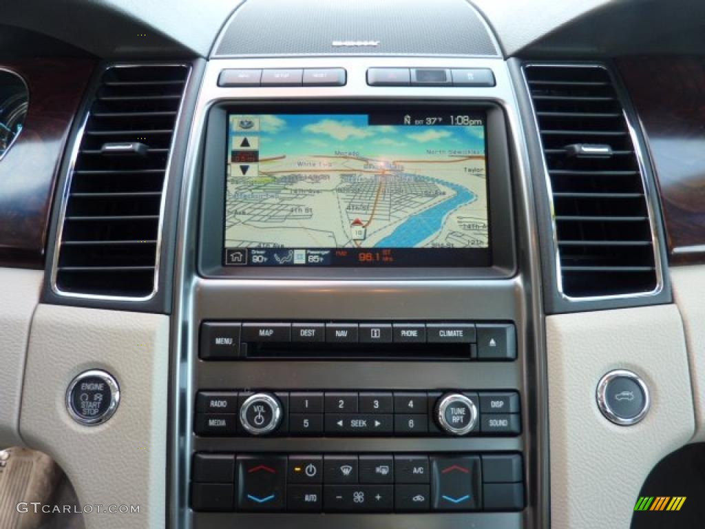 2010 Ford Taurus Limited AWD Navigation Photo #44640330
