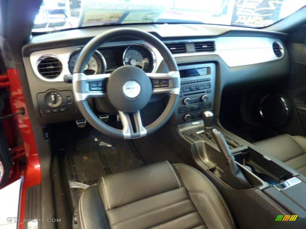 Charcoal Black Interior 2010 Ford Mustang GT Premium Coupe Photo #44640558