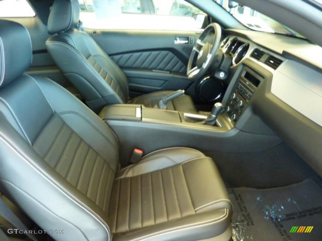 Charcoal Black Interior 2010 Ford Mustang GT Premium Coupe Photo #44640614