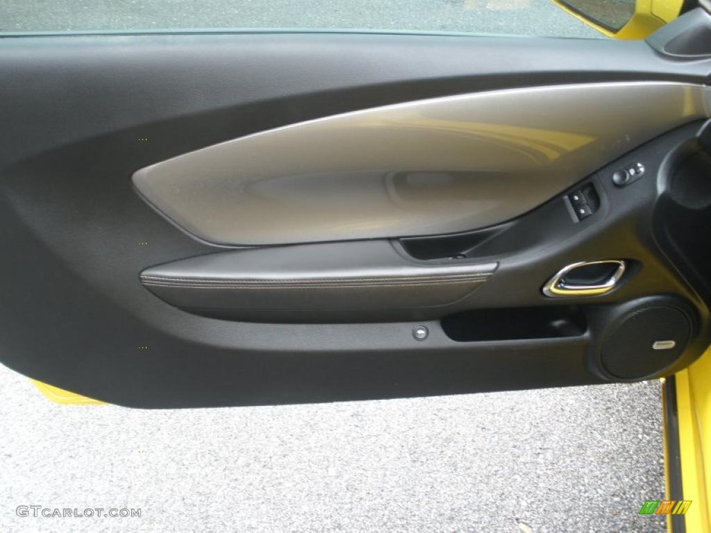 2010 Chevrolet Camaro LT Coupe Black Door Panel Photo #44641230
