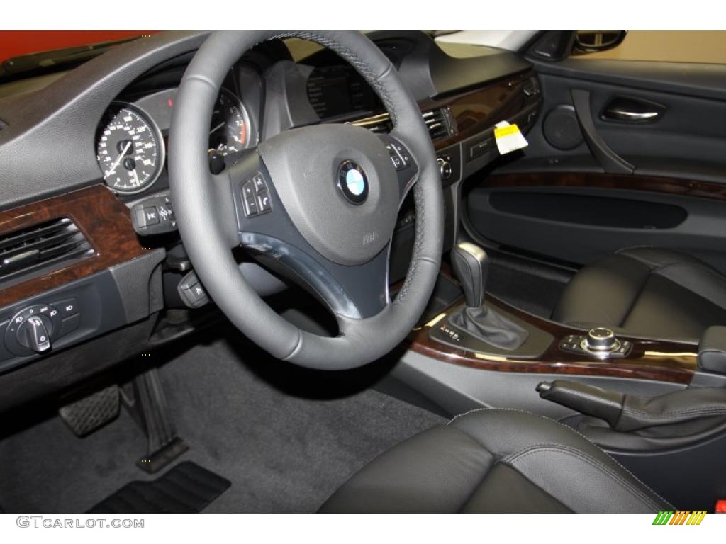 2011 3 Series 335i Sedan - Black Sapphire Metallic / Black photo #8