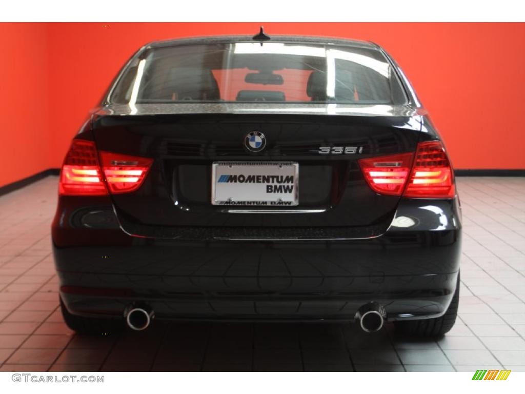 2011 3 Series 335i Sedan - Black Sapphire Metallic / Black photo #18