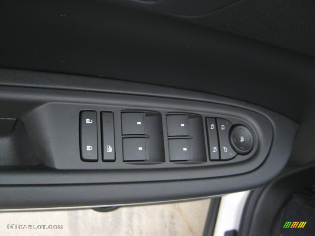 2011 Acadia SLT - White Diamond Tintcoat / Ebony photo #20