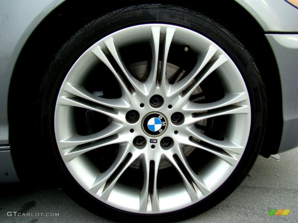 2004 BMW 3 Series 330i Sedan Wheel Photo #44656895
