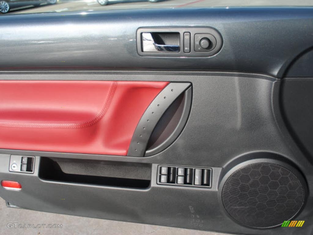 2005 New Beetle Dark Flint Edition Convertible - Dark Flint Metallic / Bordeaux Red photo #19