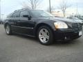 2005 Brilliant Black Crystal Pearl Dodge Magnum R/T  photo #1