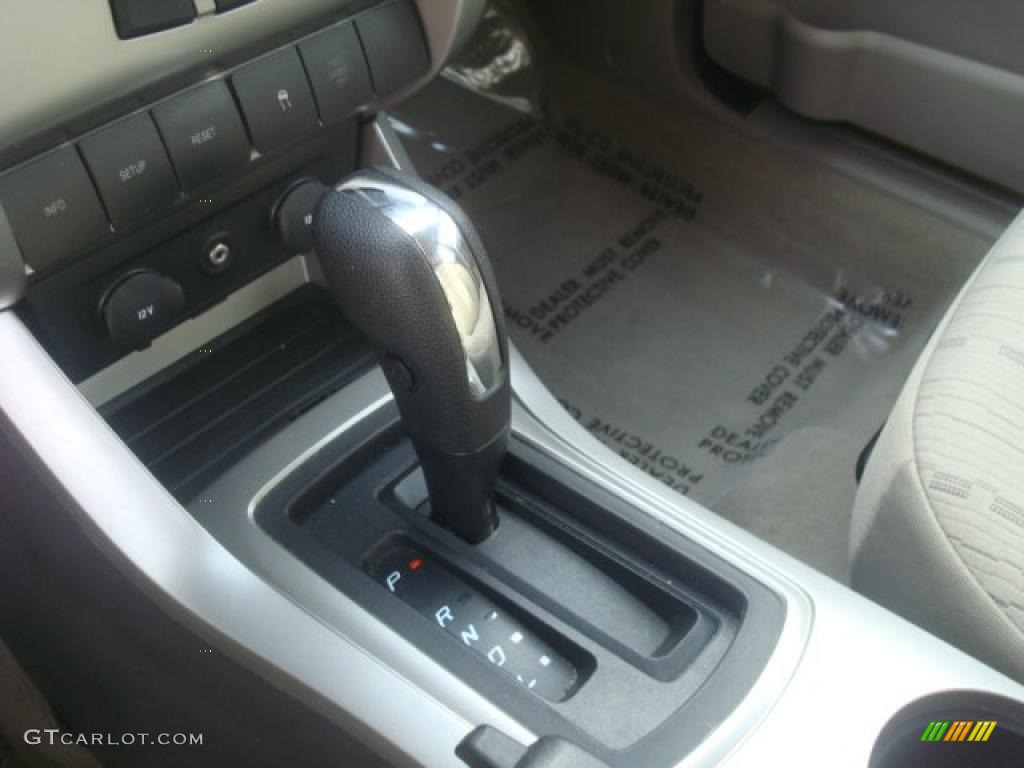 2009 Ford Focus SE Sedan 4 Speed Automatic Transmission Photo #44660563