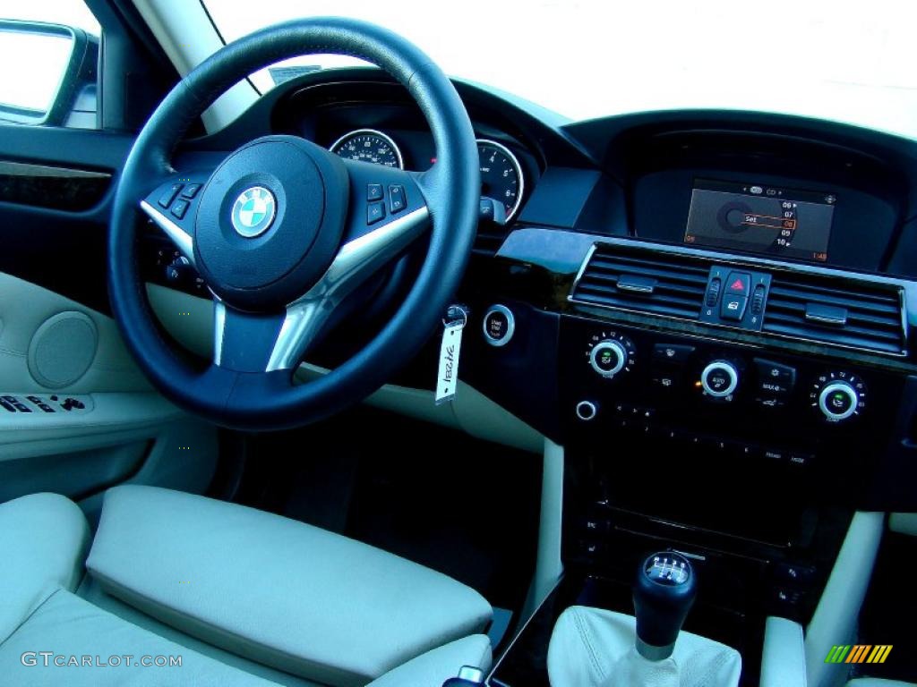 2008 5 Series 550i Sedan - Carbon Black Metallic / Cream Beige Dakota Leather photo #53