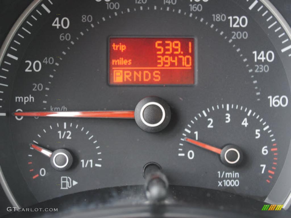 2009 Volkswagen New Beetle 2.5 Coupe Gauges Photo #44661807