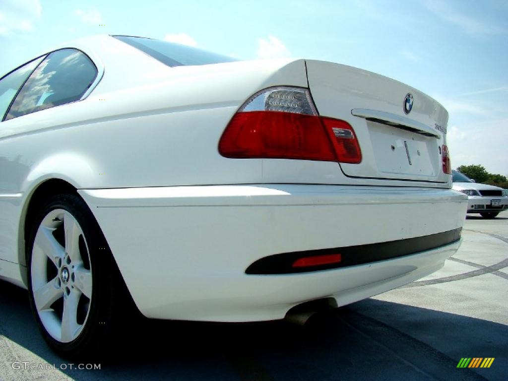 2004 3 Series 325i Coupe - Alpine White / Black photo #19