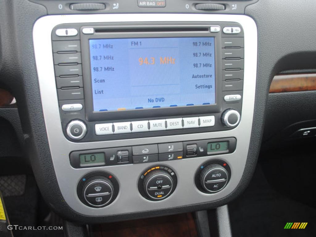 2008 Volkswagen Eos Lux Controls Photo #44662891