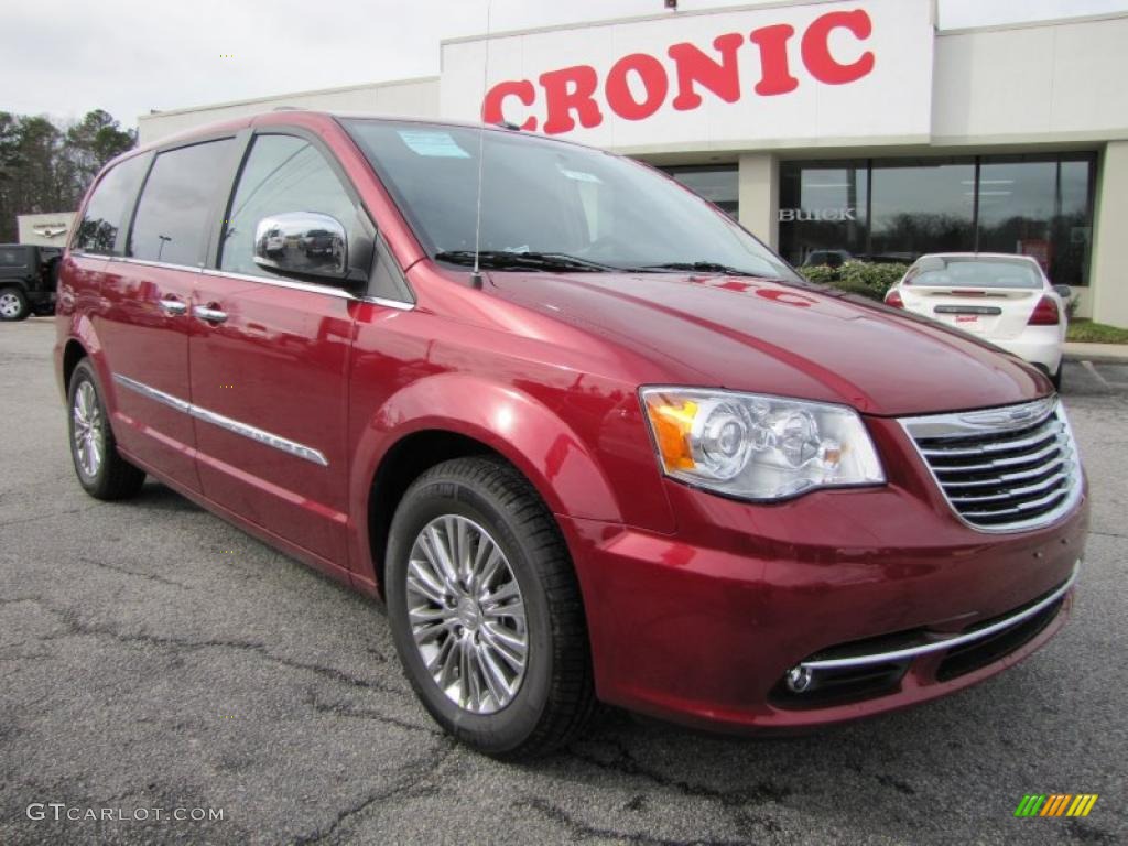 2011 Deep Cherry Red Crystal Pearl Chrysler Town Amp Country