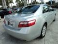 Titanium Metallic - Camry XLE V6 Photo No. 4