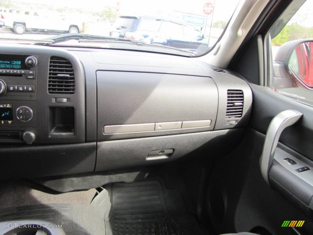 2008 Silverado 2500HD LT Crew Cab - Victory Red / Ebony Black photo #17