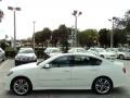 Moonlight White - M 35 S Sedan Photo No. 10