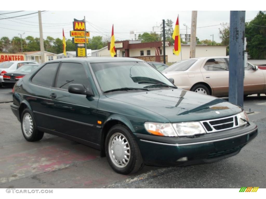 Scarabe Green Metallic 1996 Saab 900 S Coupe Exterior Photo #44666079